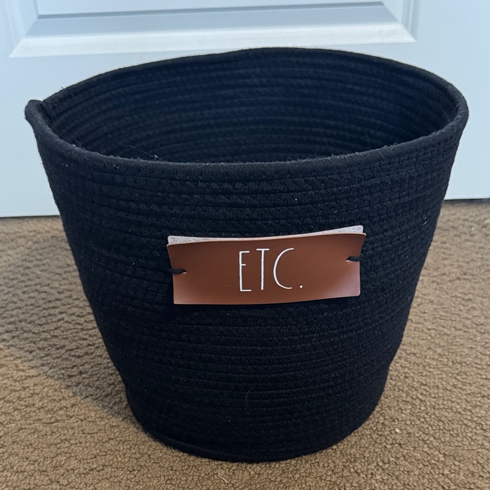 TC Black Rope Storage Basket with 'ETC.' Leather Tag